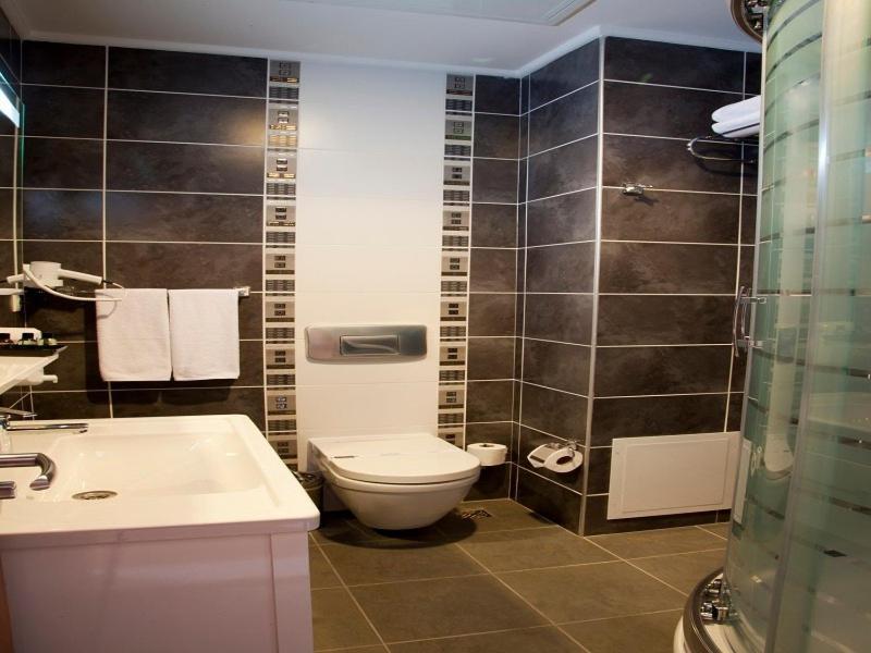 Gosterisli Otel Duzce ภายนอก รูปภาพ