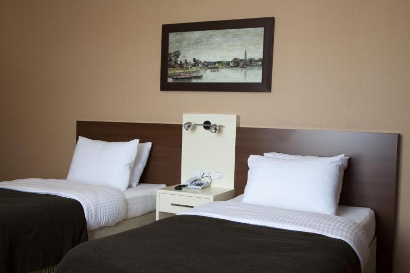 Gosterisli Otel Duzce ภายนอก รูปภาพ